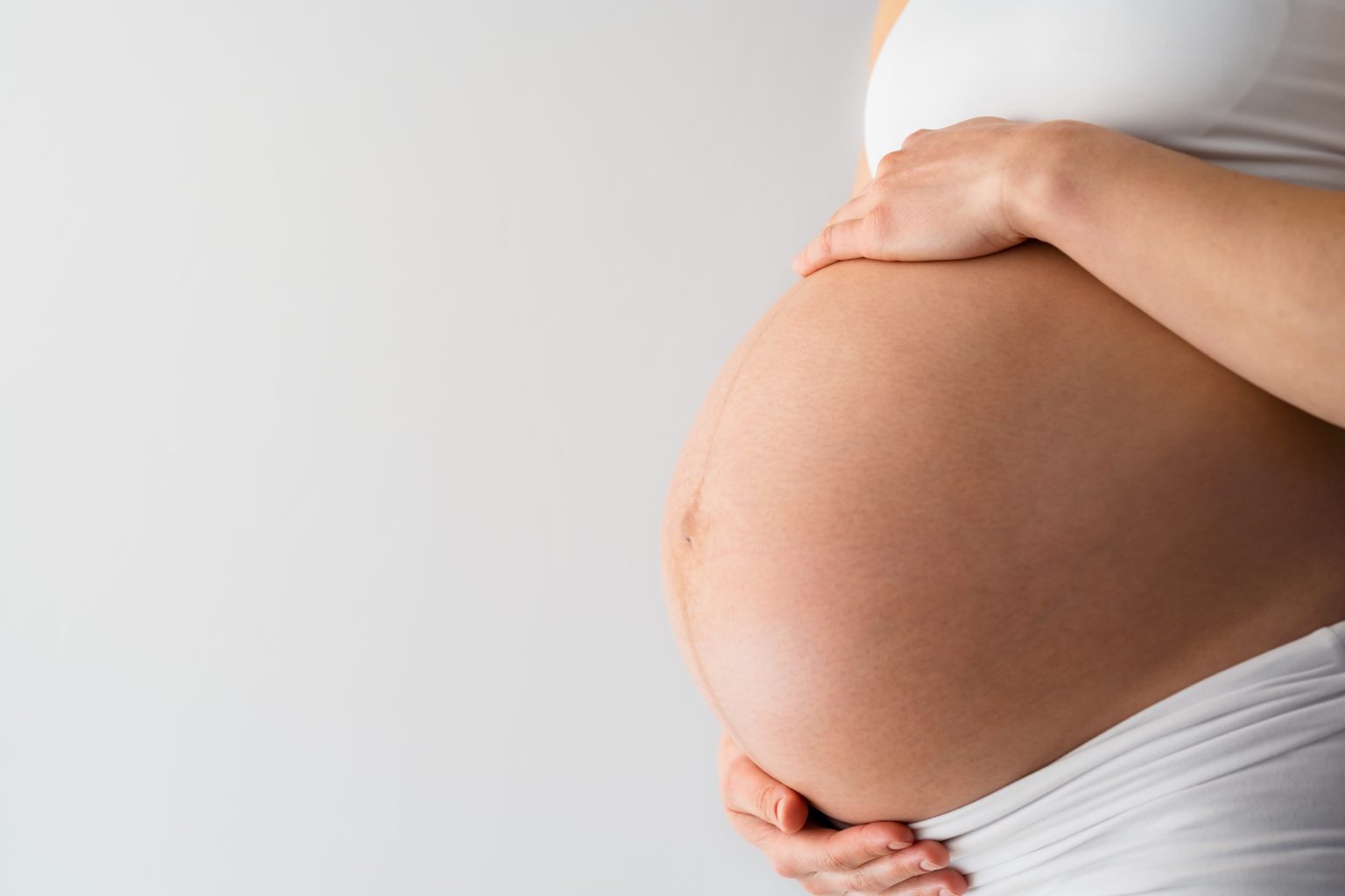 Pregnancy Heartburn: Why It Happens—And Why It Has Nothing to Do with Your Baby’s Hair Pregnancy Heartburn: Why It Happens—And Why It Has Nothing to Do with Your Baby’s Hair